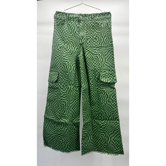 miss love Pants - Women's Pants - miss love by Lala Green Checkered Flared Cargo Pants Size Medium